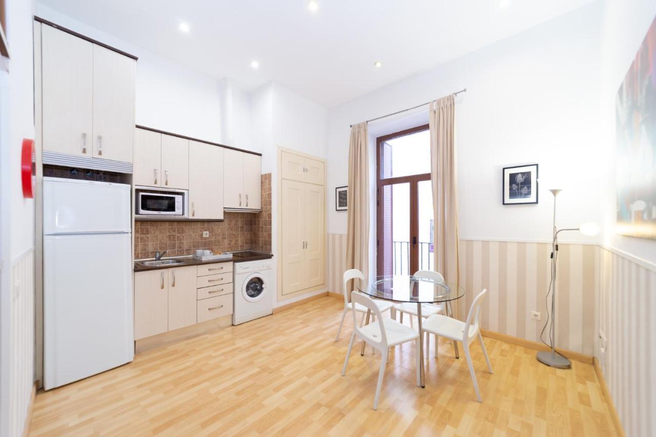 Apartamentos Puerta Del Sol I Madri Exterior foto