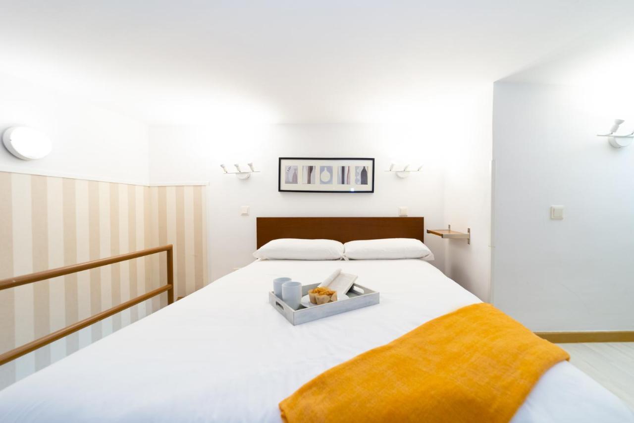 Apartamentos Puerta Del Sol I Madri Exterior foto